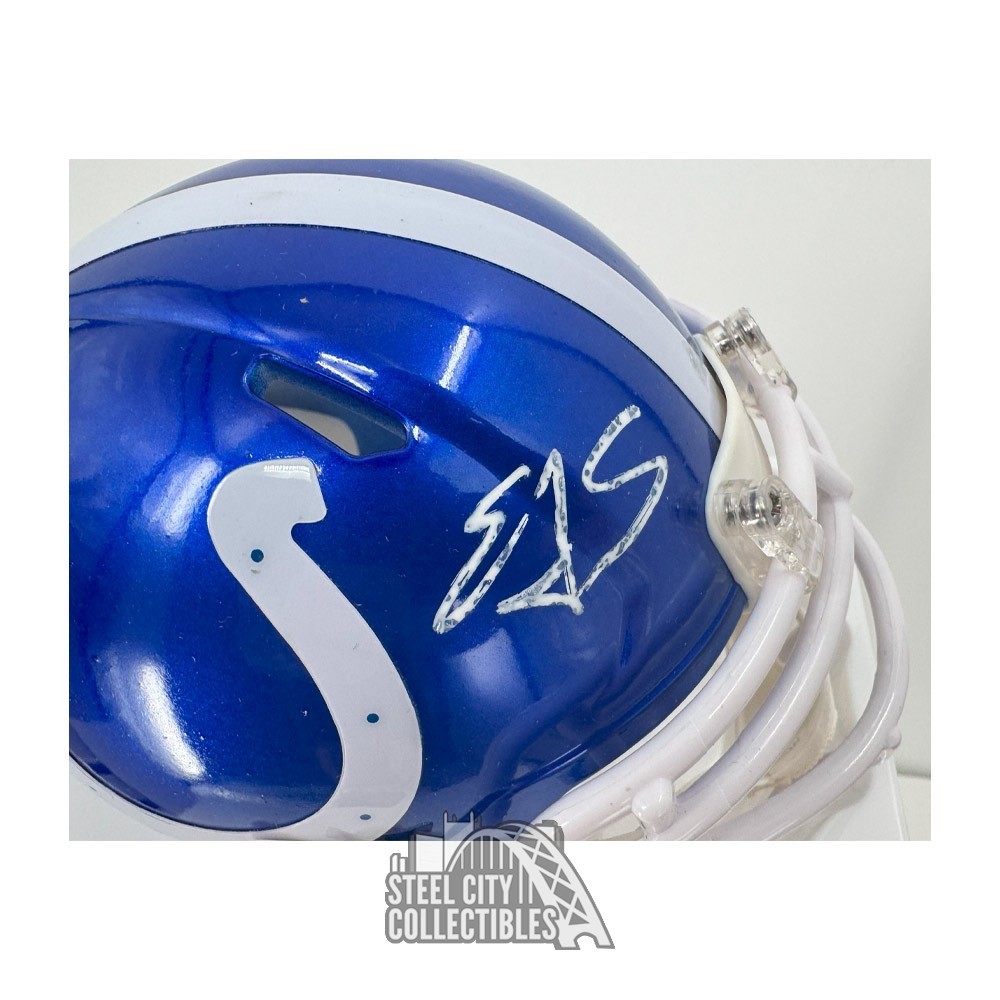 best motorcycle helmets in the world 2015 16 Coolest Motorcycle Helmets of 2015