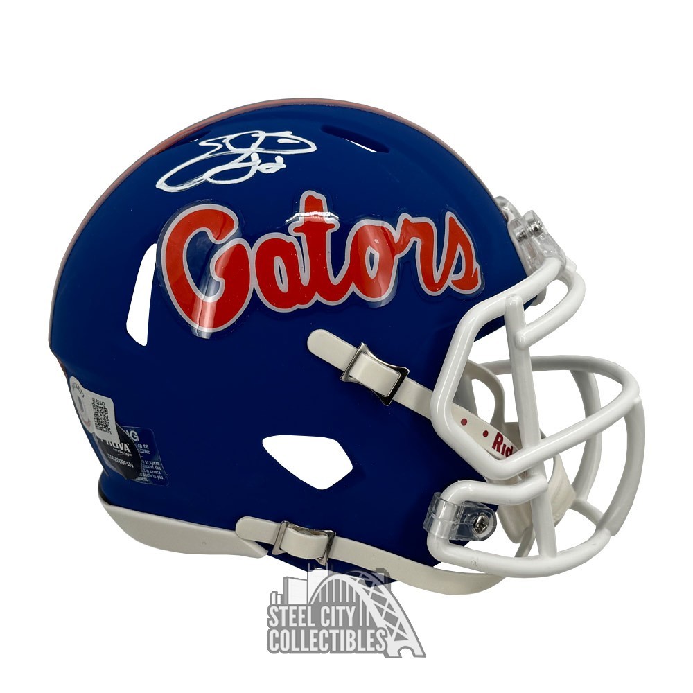 florida football blue helmets University of Helmet At approx I asked Ai to switch