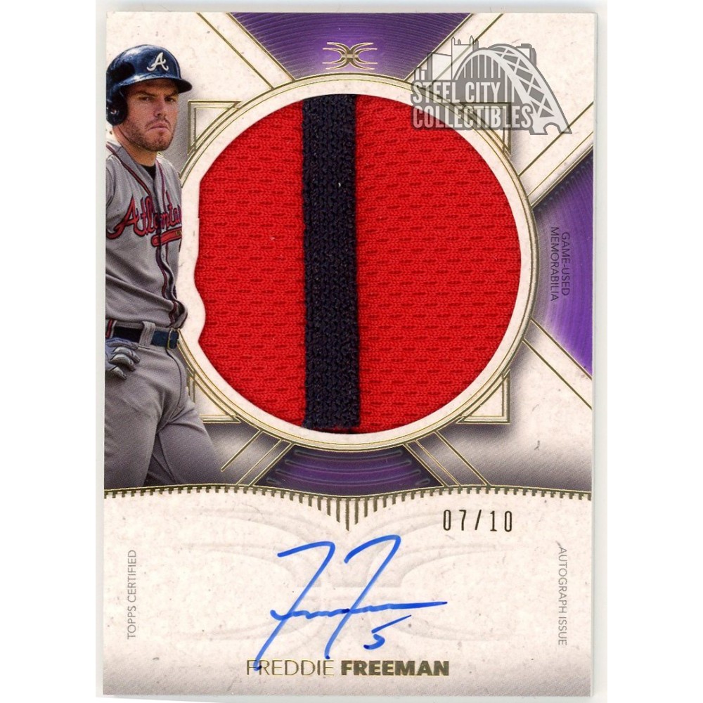 Freddie Freeman 2021 Topps Definitive Purple Patch Autograph Card