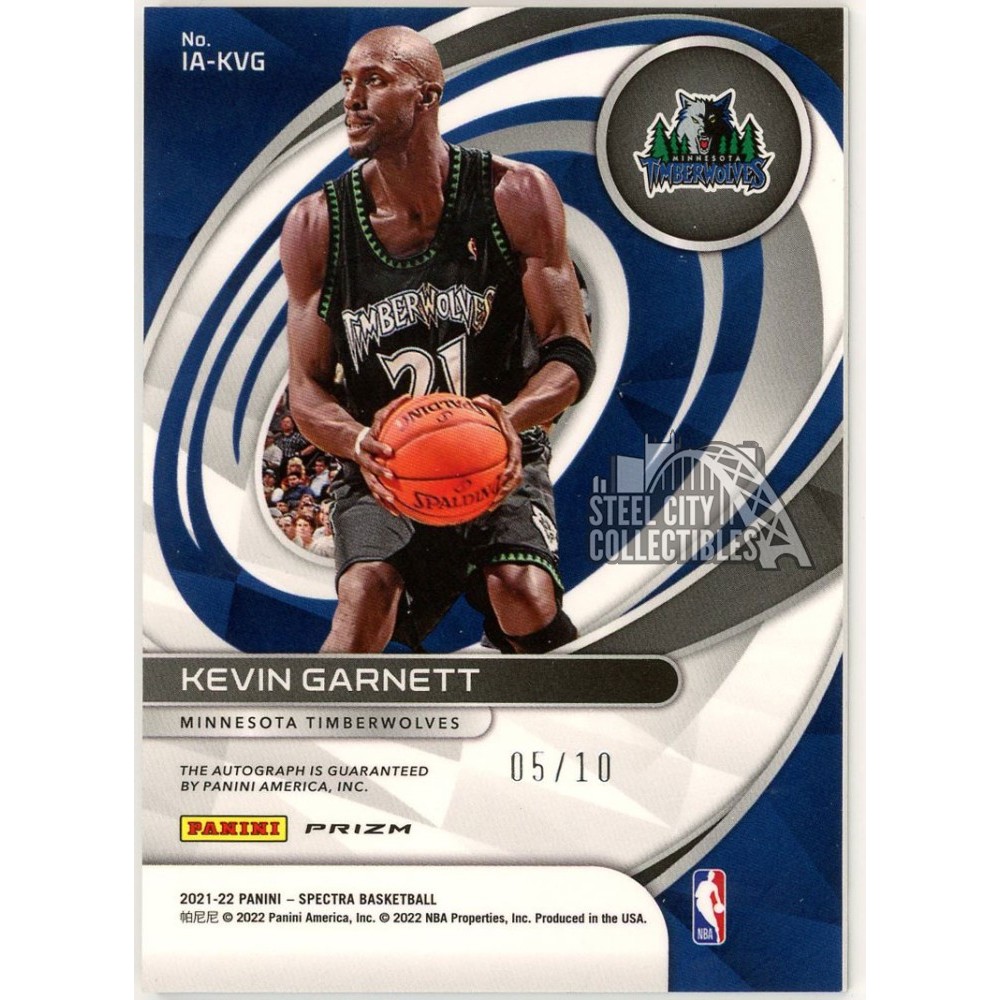 Kevin Garnett 2021-22 Panini Spectra Icons Gold Prizm Auto Card