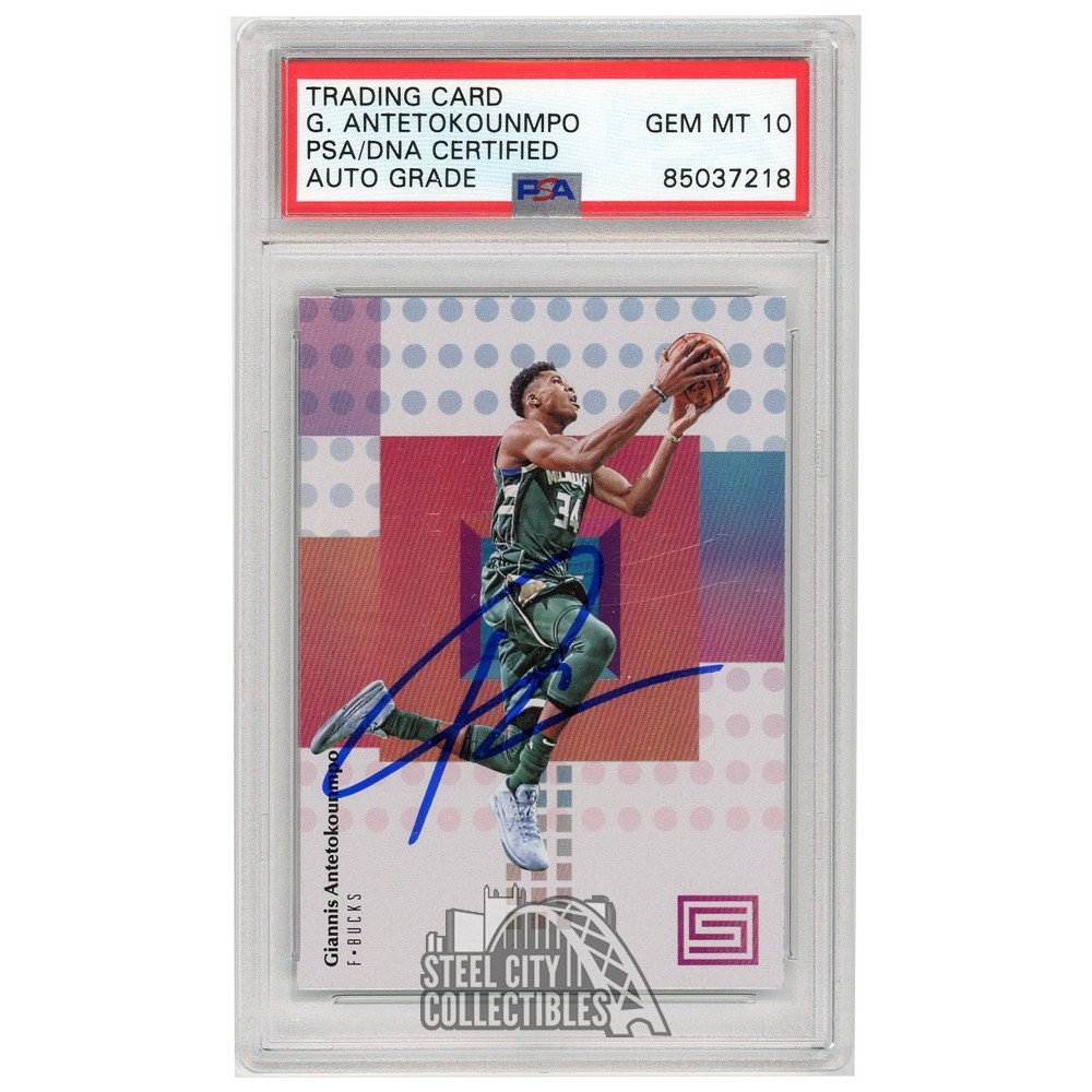 Giannis Antetokounmpo 201718 Panini Status Autograph Card 50 PSA/DNA