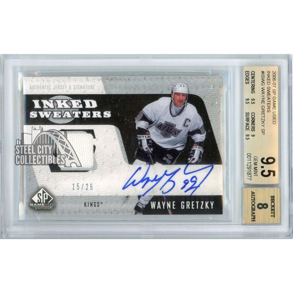 Wayne Gretzky 2006-07 Upper Deck SP Game Used Inked Sweaters