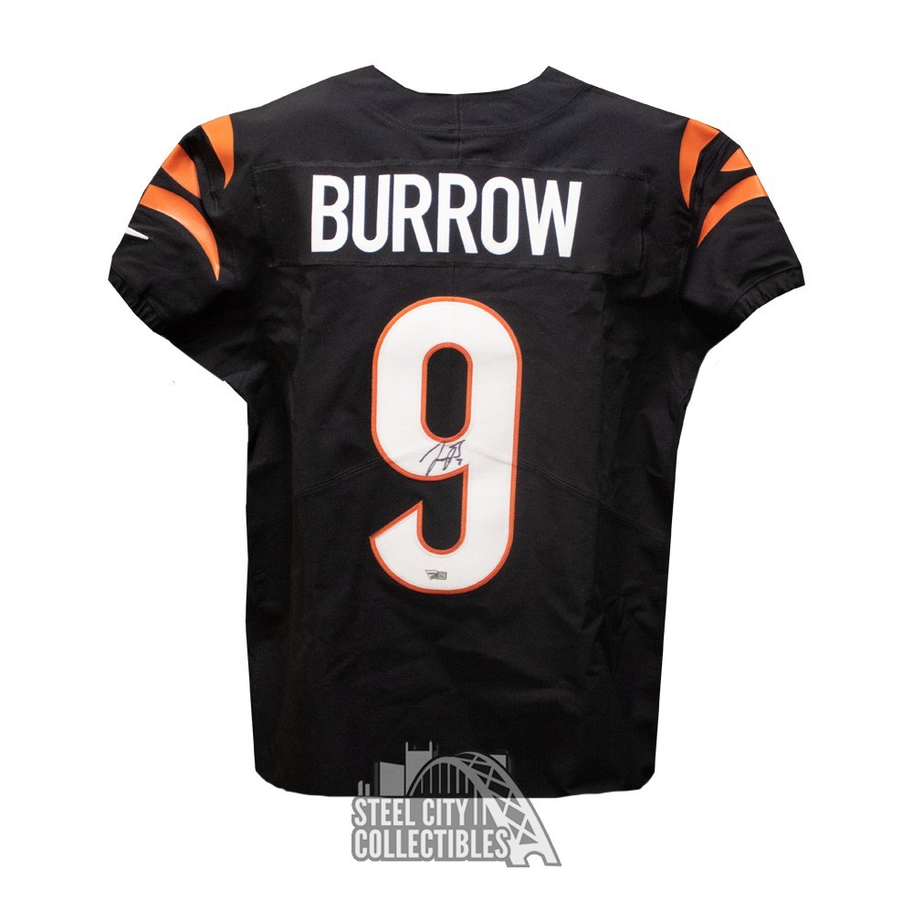 JOE BURROW Autographed Bengals 2021 Black Nike Limited Jersey