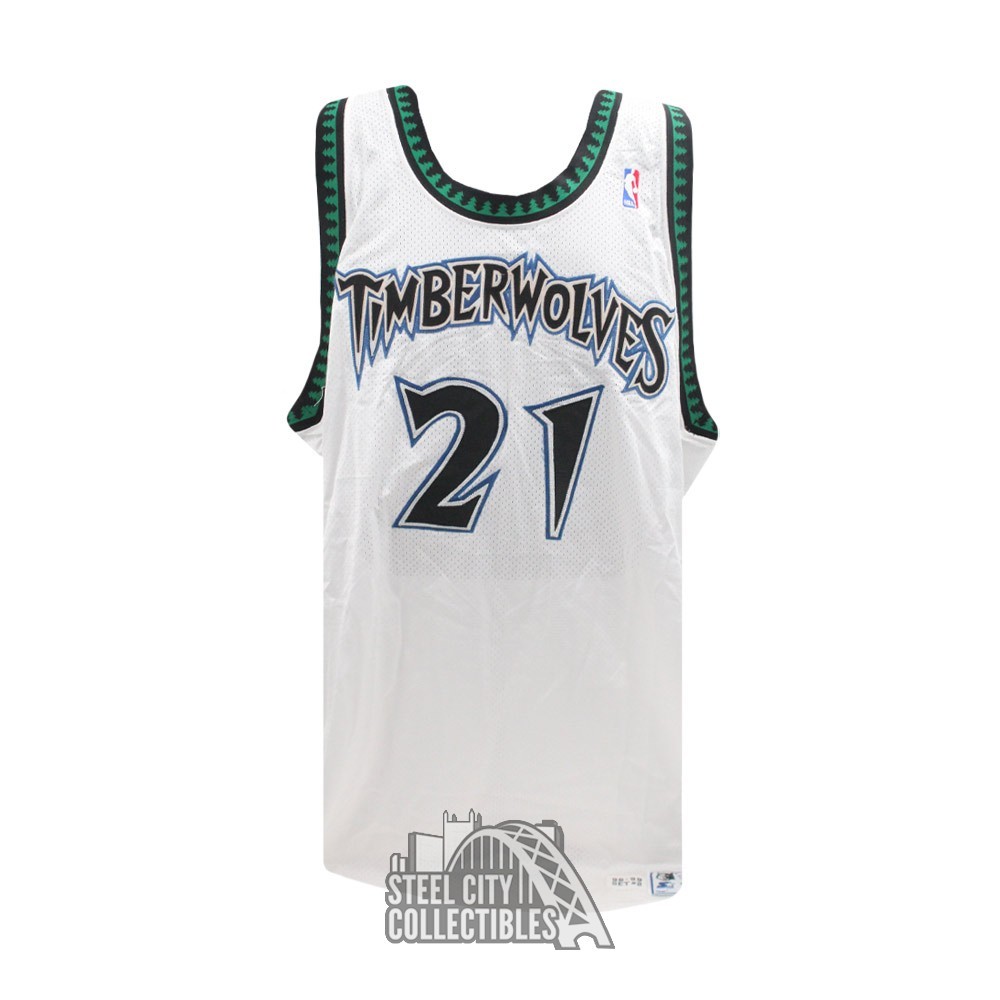 Game-Worn Kevin Garnett Jersey - Boston Celtics History