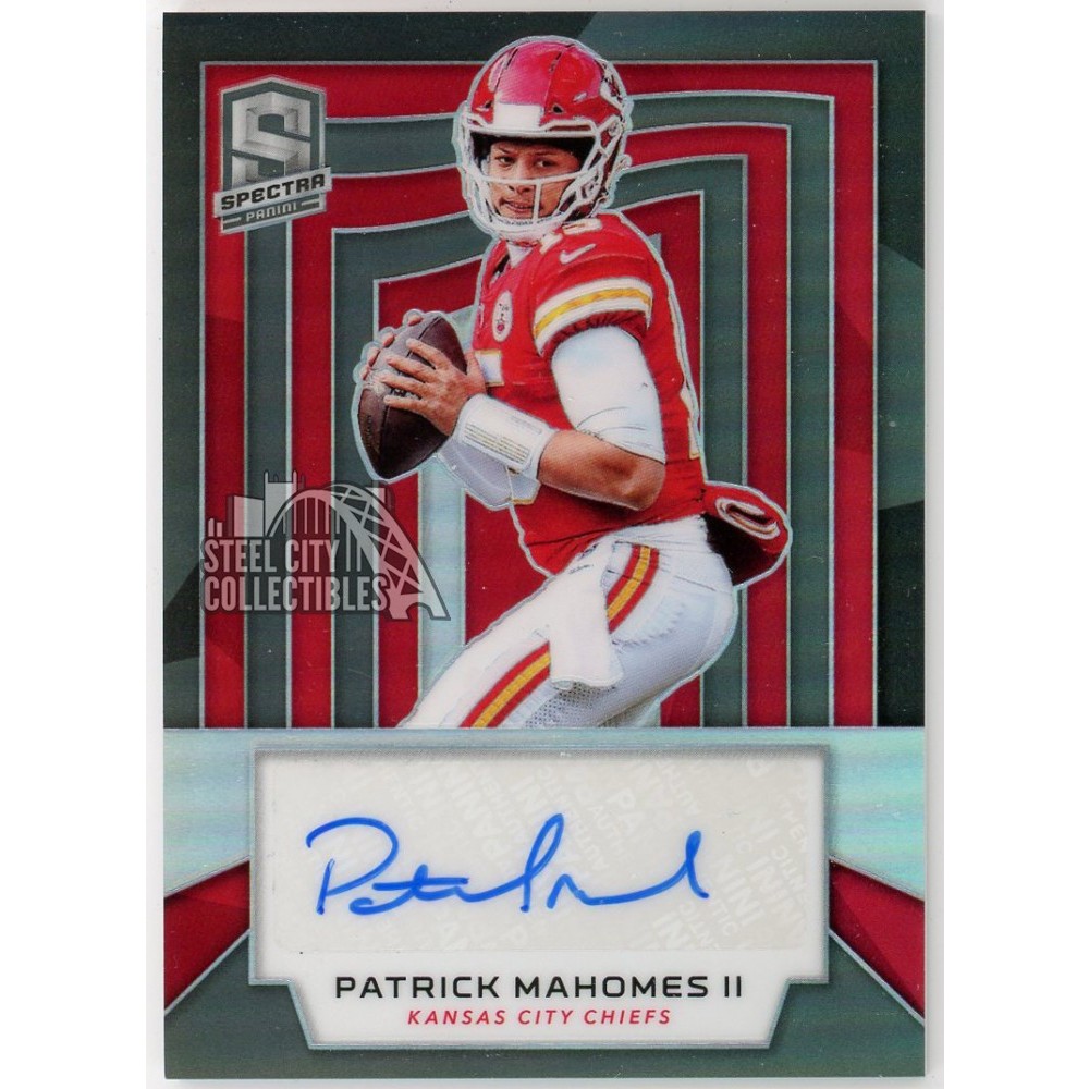 Patrick Mahomes 2019 Panini Spectra Autograph Card #S-PM 24/25
