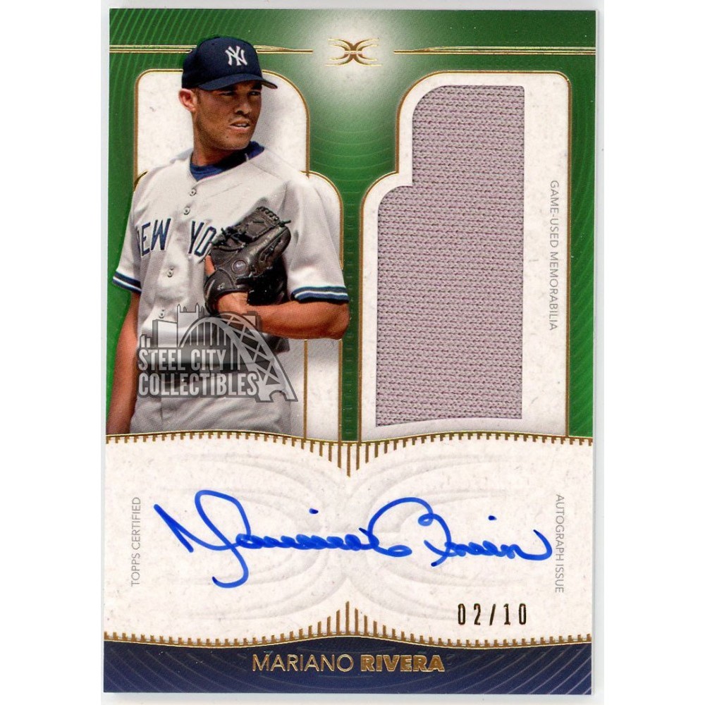 Mariano Rivera 2021 Topps Definitive Green Jersey Autograph Card