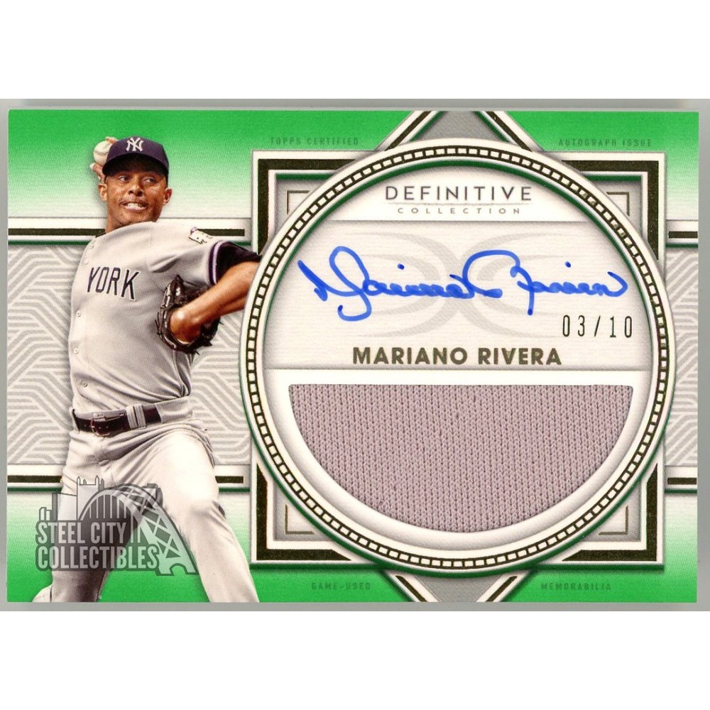 Mariano Rivera 2022 Topps Definitive Green Patch Autograph Card