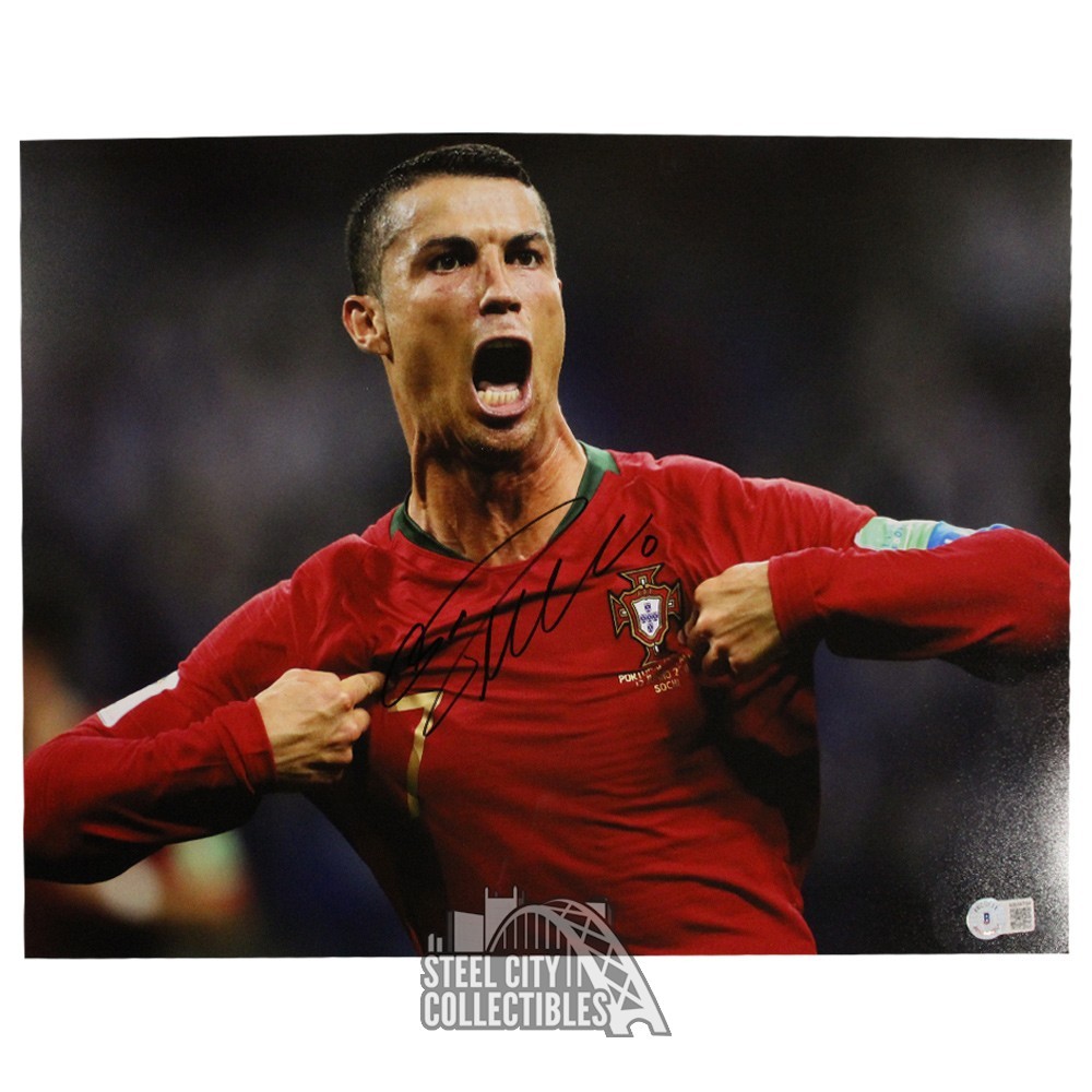 Autographing Chest Cristiano Ronaldo Autographed Manchester United 12x16 Photo - BAS LOA ...