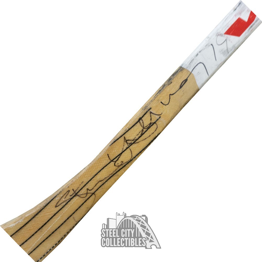 Steve Yzerman Autographed VIC APT Game Used Stick- JSA LOA | Steel