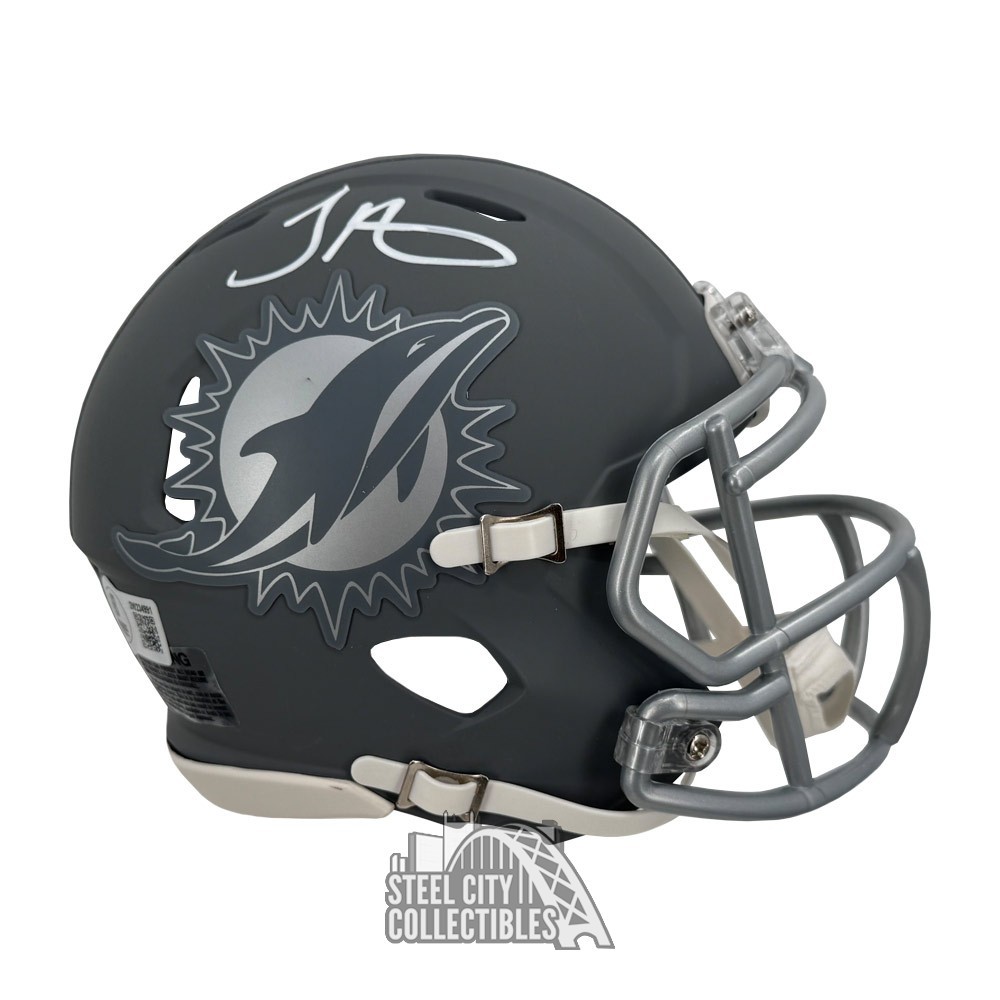 Tyreek Hill Autographed Miami Slate Mini Football Helmet BAS