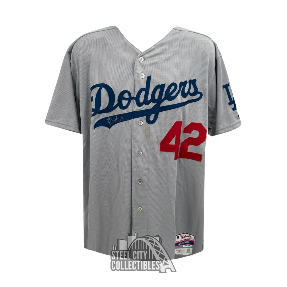 Yasiel Puig Autographed Game used Los Angeles Dodgers Jackie Robinson 42 Gray Baseball Jersey - MLB COA