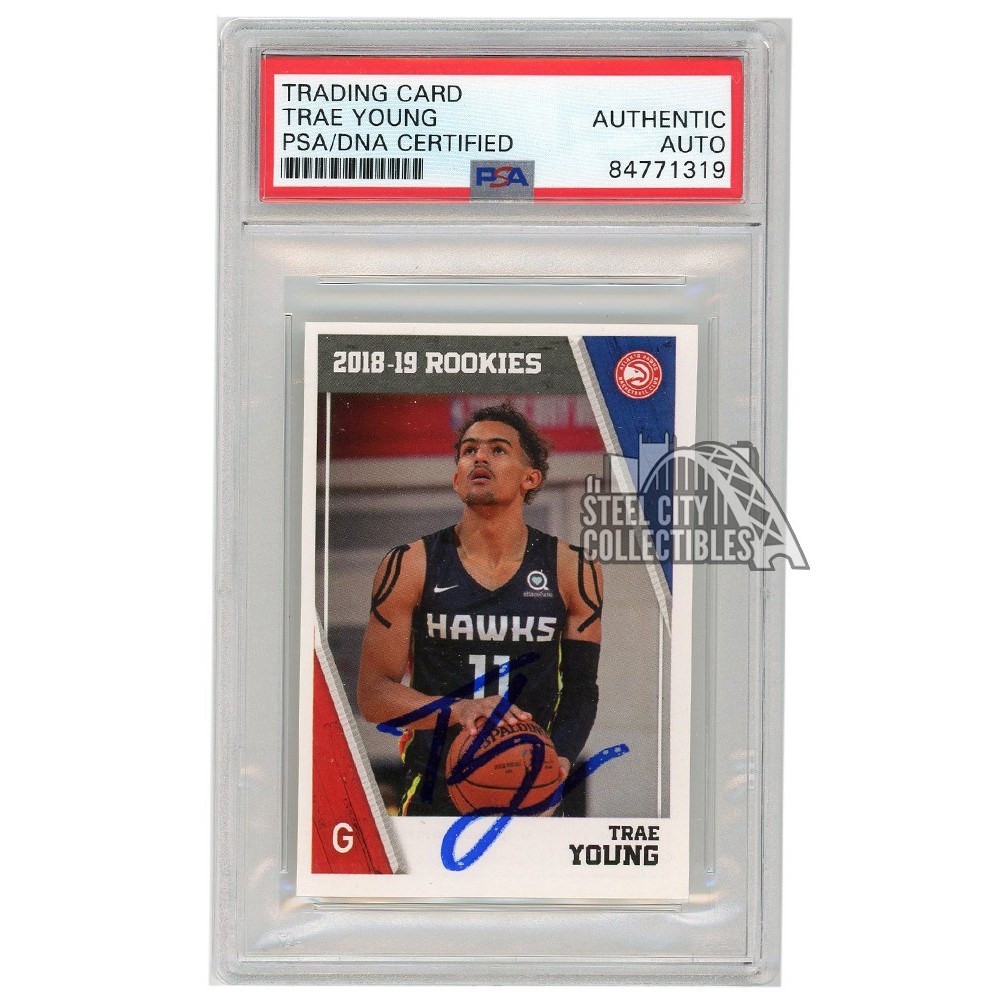 Trae Young 2018-19 Panini Stickers Autograph RC Card #430 PSA/DNA