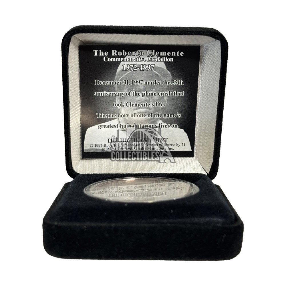 1997 Highland Mint Roberto Clemente Commemorative Medallion Coin