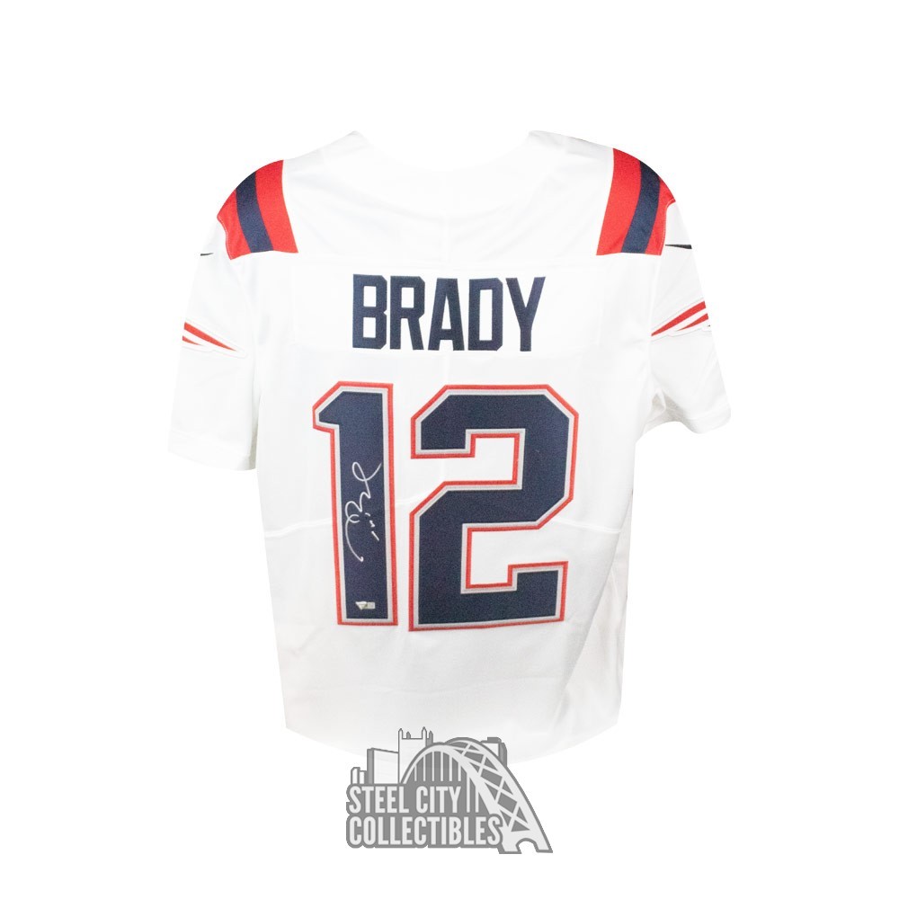 Tom Brady Autographed New England Patriots Nike White Football Jersey - Fanatics Loa