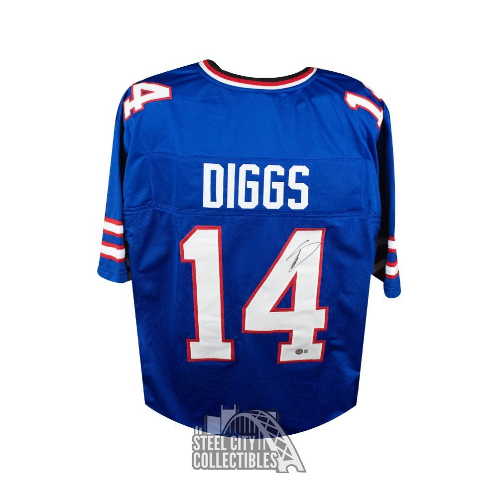 Stefon Diggs Autographed Buffalo Bills Flash Replica Full-Size Football  Helmet - BAS (Silver Ink)