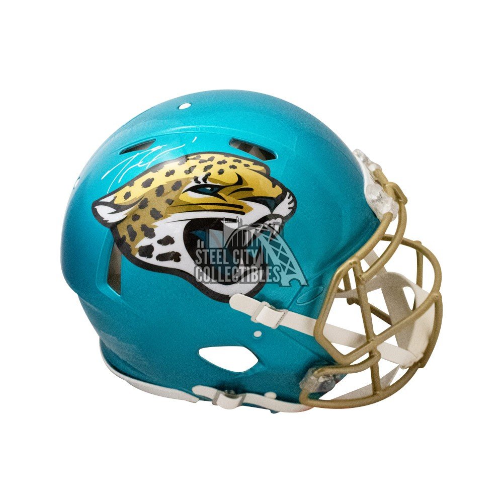 Travis Etienne Autographed Jacksonville Jaguars Flash Authentic Full-Size  Football Helmet - BAS