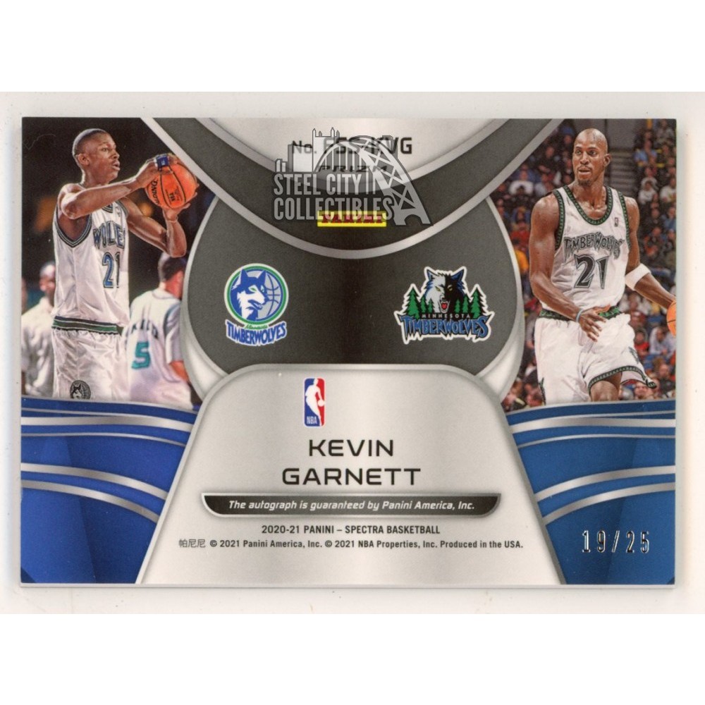 Kevin Garnett 2020-21 Panini Spectra Mojo Autograph Card