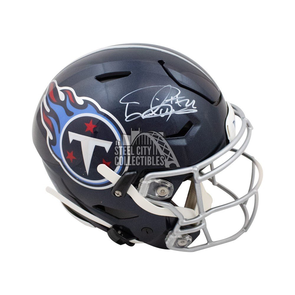 derrick henry autographed helmet