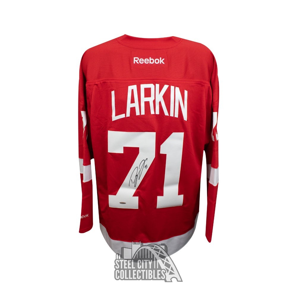 Dylan Larkin Autographed Detroit Red Wings 8x10 - Goal Celebration