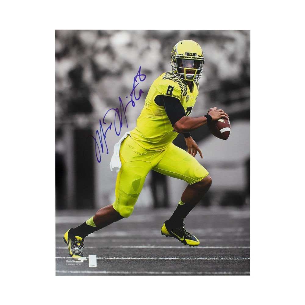 marcus mariota signed jersey