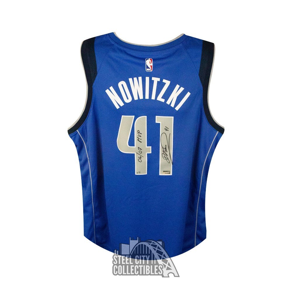 Dirk Nowitzki Signed Dallas Mavericks Nike Swingman White NBA Jersey