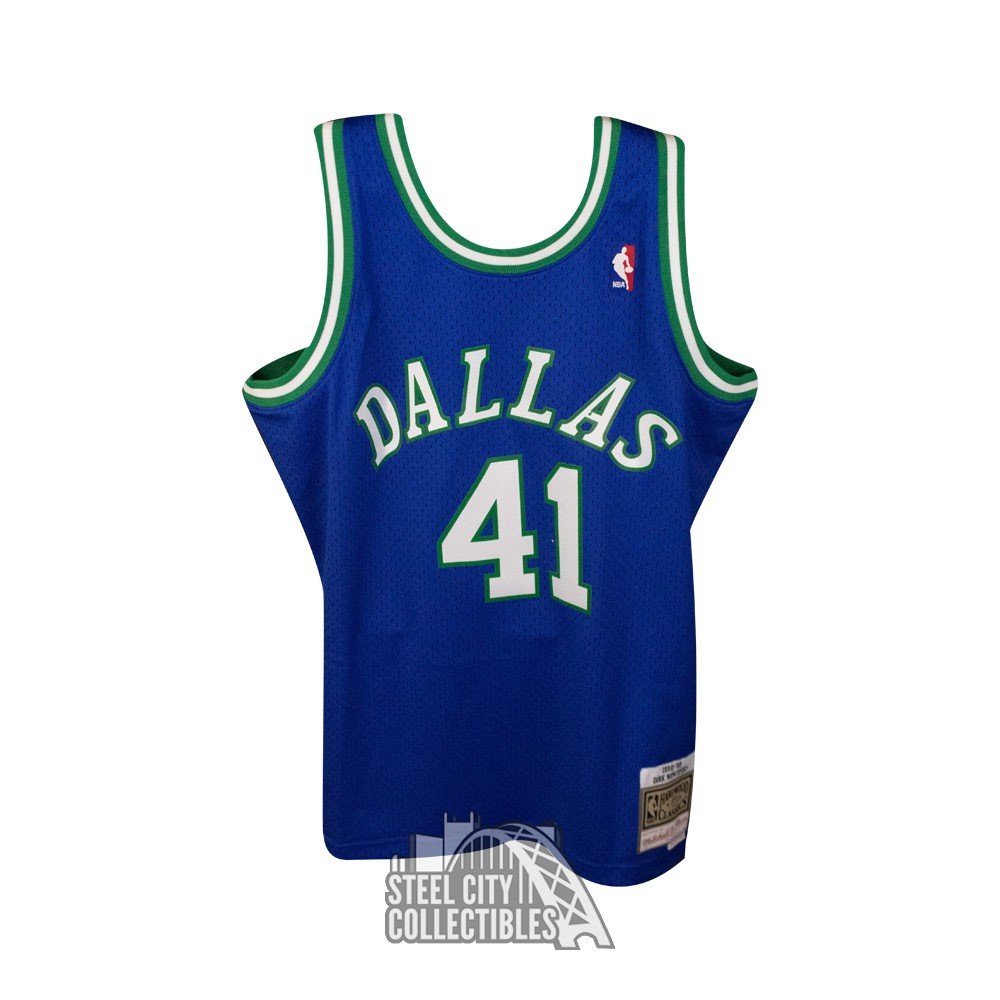 dirk nowitzki mitchell and ness jersey