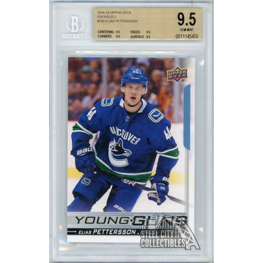 Elias Pettersson Vancouver Canucks Autographed 2018-19 Upper Deck  O-Pee-Chee Platinum Marquee Rookie #151 Beckett Fanatics Witnessed  Authenticated 9/10 Rookie Card