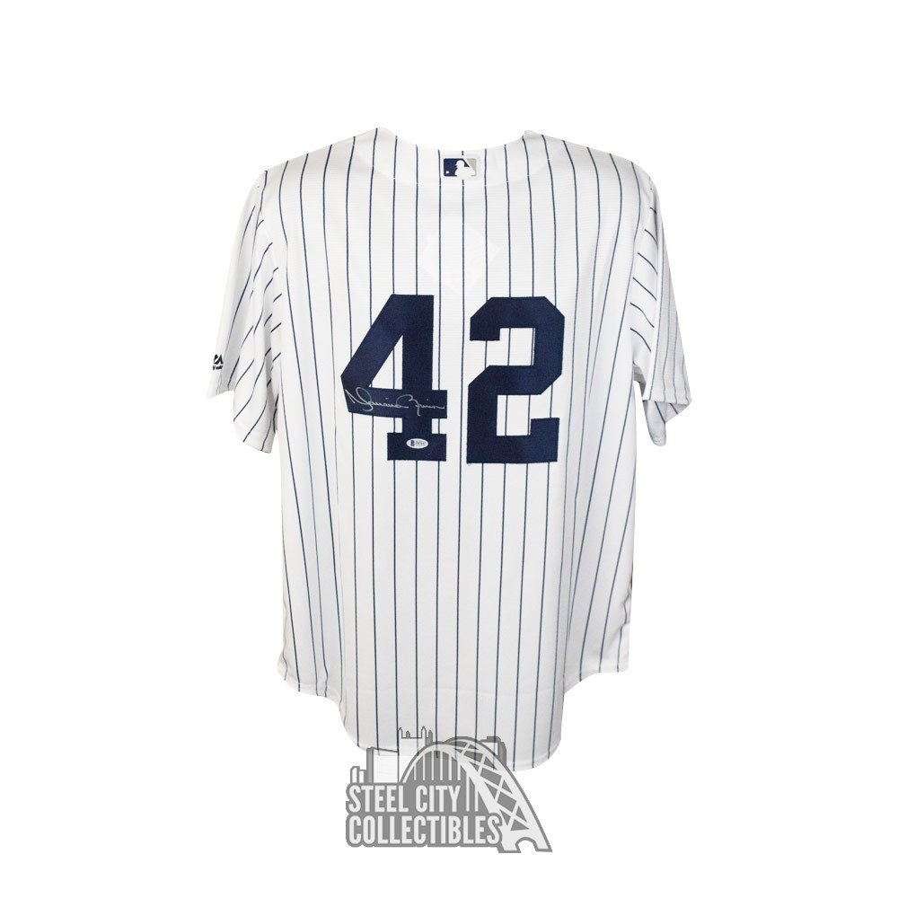 Mariano Rivera Autographed New York Yankees Signed Majestic Baseball Jersey JSA