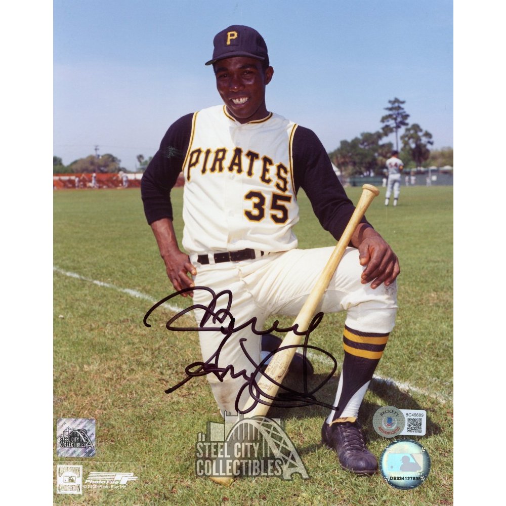 MLB  マニーサンギーエン　直筆サイン入りフォト　ピッツバーグパイレーツ Pittsburgh Pirates Manny Sanguillen signed 1970 Topps Card