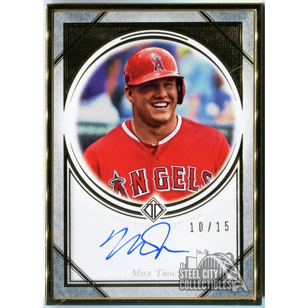 Mike Trout 2019 Topps Transcendent VIP Party Autographed Card 10/15 (MTA-6)