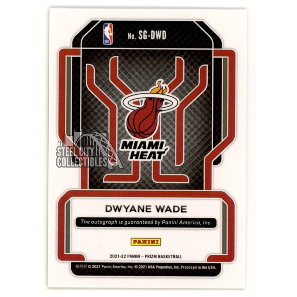 Dwyane Wade 2021-22 Panini Prizm Basketball Autograph Card