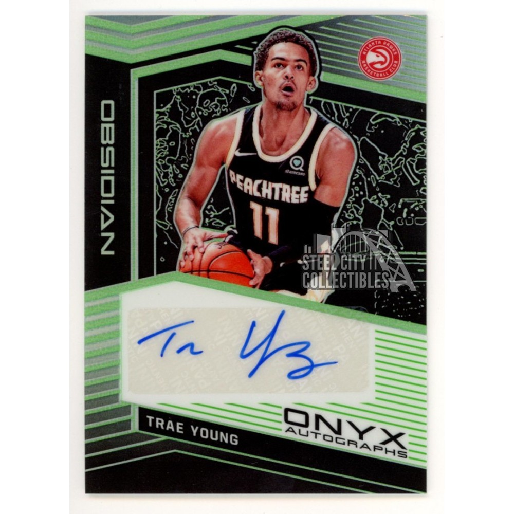 Trae Young 2019-20 Panini Obsidian Onyx Autograph Card #OA-TYG 08