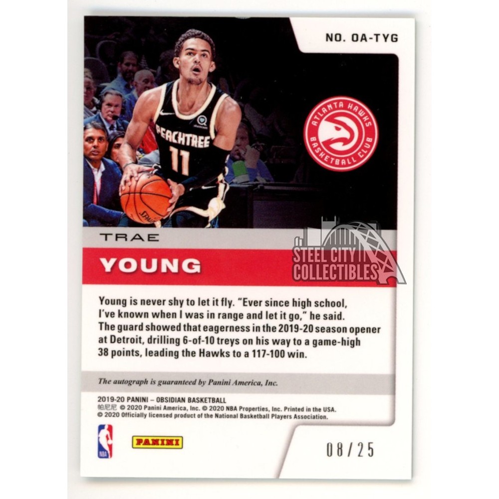Trae Young 2019-20 Panini Obsidian Onyx Autograph Card #OA-TYG 08