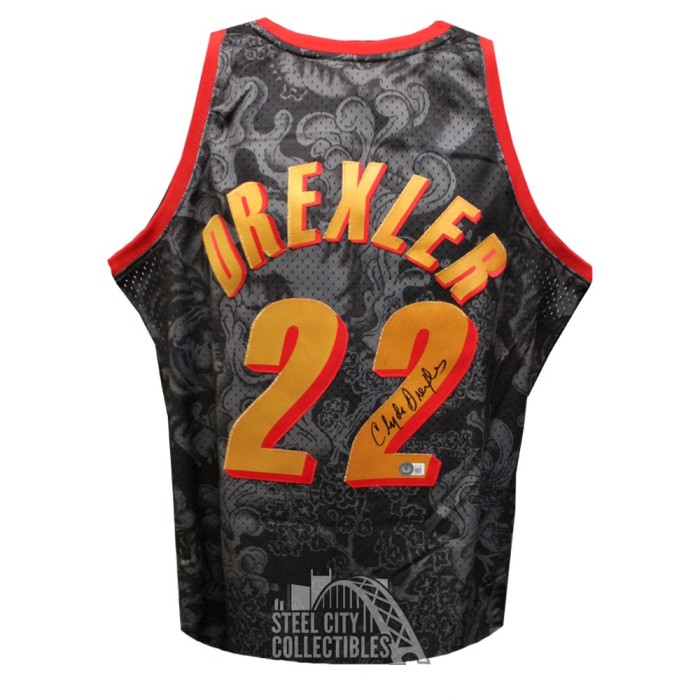 DrexlerBlazersBack69743.jpg