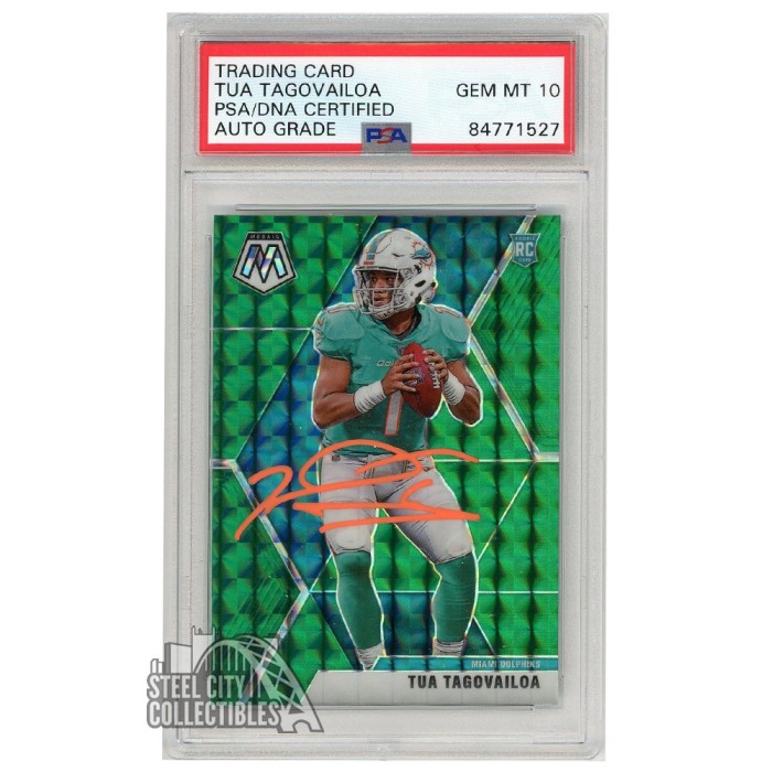Tua Tagovailoa 2020 Panini Mosaic Green Autograph RC Card 203 PSA/DNA