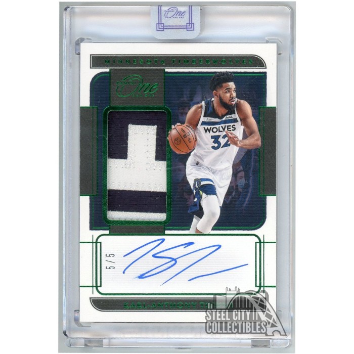 Karl-Anthony Towns 2021-22 Panini One And One Green Patch Auto