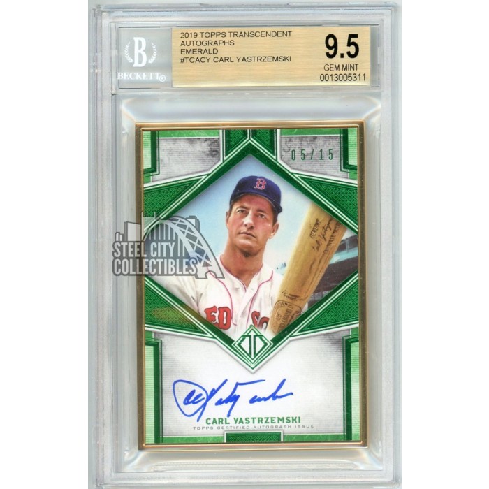 Carl Yastrzemski 2019 Topps Transcendent Emerald Autograph Card
