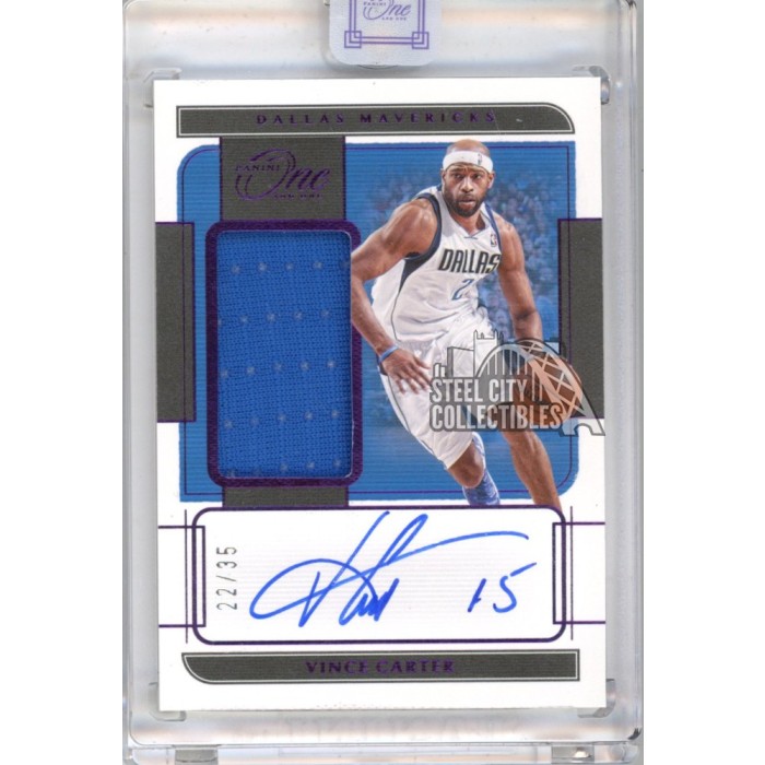 Vince Carter 2021-22 Panini One & One Autograph Jersey Card #JA