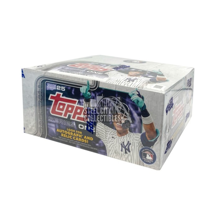 topps-series-148445293.jpg
