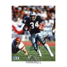 Bo Jackson Autographed Oakland Raiders 8x10 Football Photo - BAS