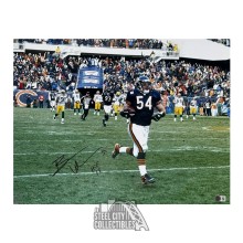 Brian Urlacher HOF 18 Autographed Chicago Bears 16x20 Football Photo - BAS (Running)
