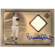 Brooks Robinson 2001 Upper Deck Hall Of Famers Patch Autograph Card #SJ-BR