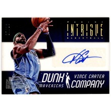 Vince Carter 2012-13 Panini Intrigue Dunk Company Holo Gold Auto Card #8 07/10