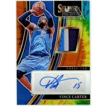 Vince Carter 2021-22 Panini Select Tie-Dye Prizm Patch Auto Card #AM-VCT 24/25