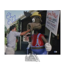 Chevy Chase Autographed Vacation 16x20 Photo - BAS (Punching Moose)