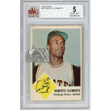 Roberto Clemente 1963 Fleer Baseball Card #56 BVG 5