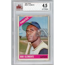 Roberto Clemente 1966 Topps Baseball Card #300 BVG 4.5