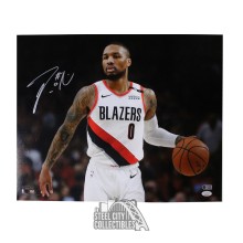 Damian Lillard Autographed Portland 16x20 Basketball Photo - JSA