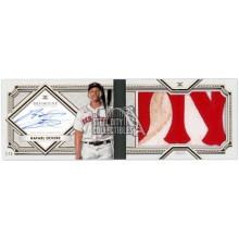 Rafael Devers 2022 Topps Definitive Game-Used Patch Autograph Booklet #DAPB-RD 2/5