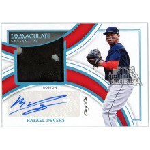 Rafael Devers 2022 Panini Immaculate Jumbo Fielding Glove Autograph Card #JFGS-RD 1/1